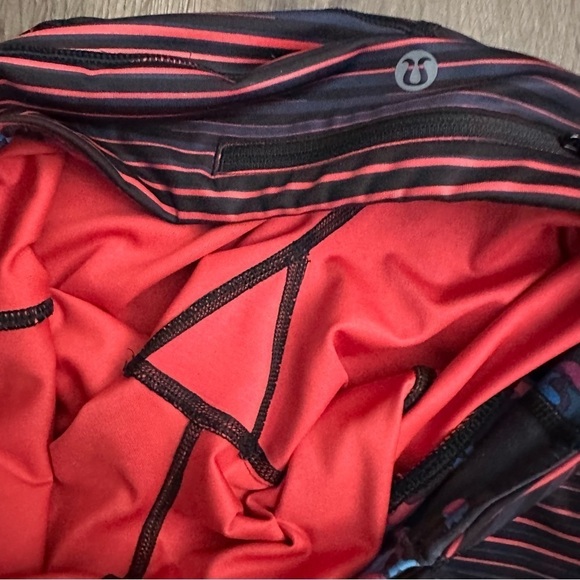 Lululemon Speed Tight IV Twisted Dune Alarming Black - Size 6 - Picture 15 of 15